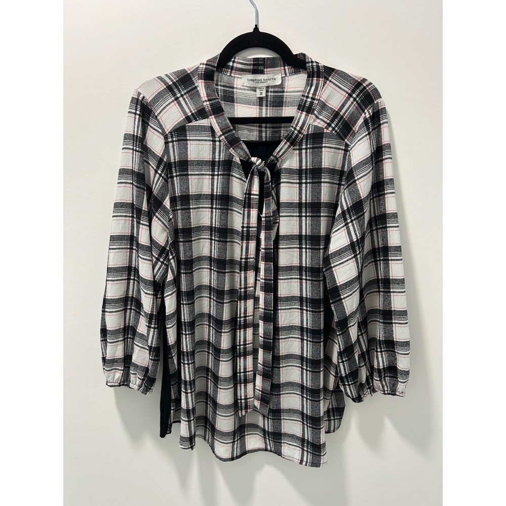 Tempted Hearts Los Angeles Plaid Tie Neck Blouse Black White Red 3X Mixed Media